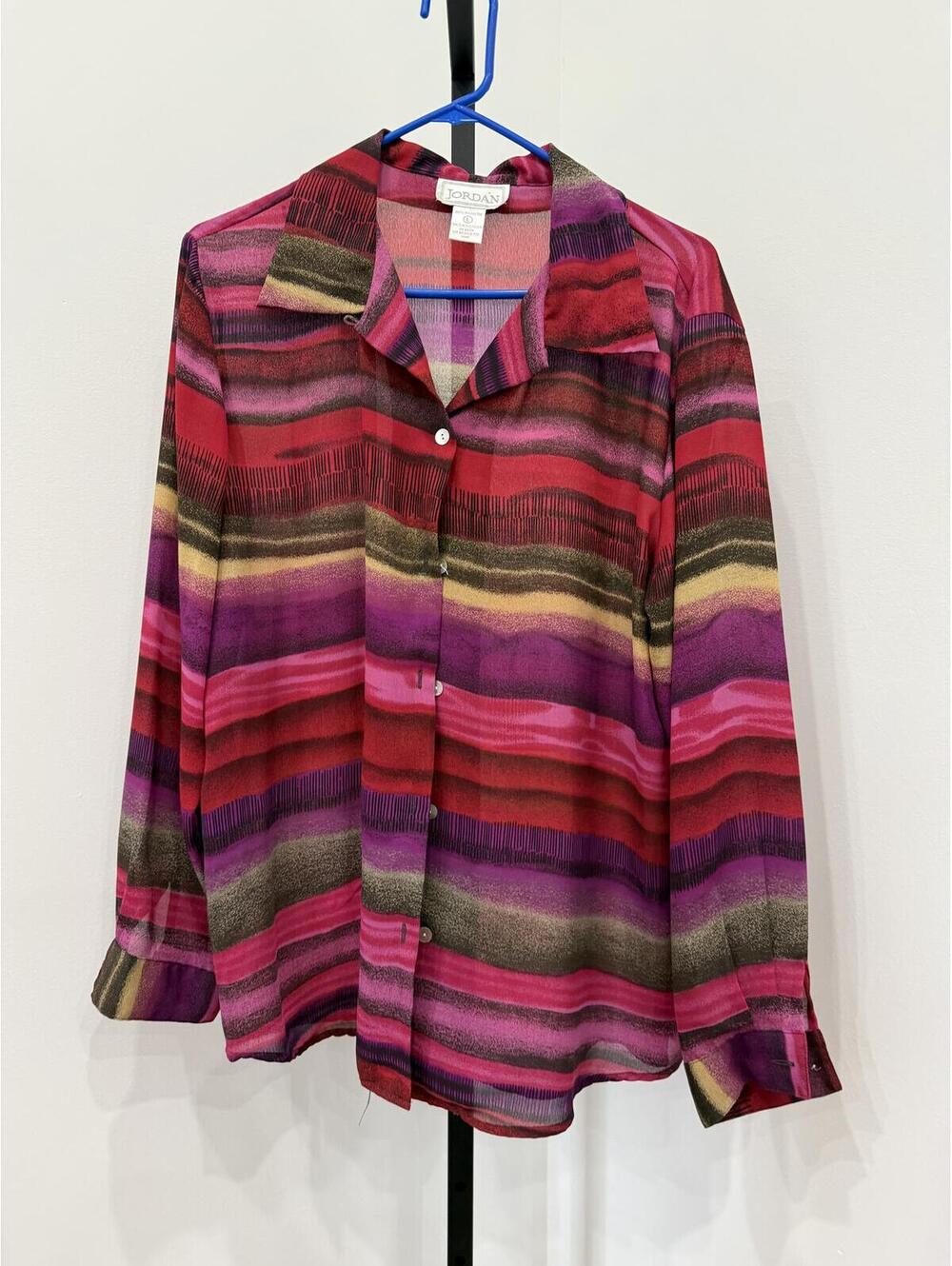 Jordan Long Sleeve Button-Up Shirt Size Large